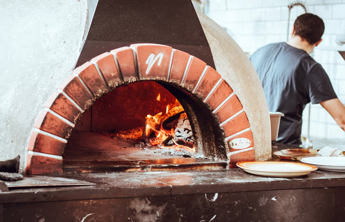 Pizza Dalla — brand design, image 3